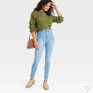 Universal Threads Women’s High Rise Skinny Jeans